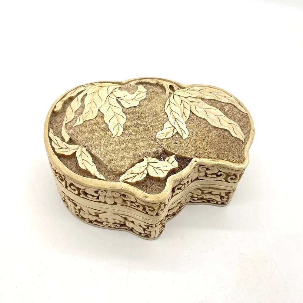 Vintage 1982 Ivory Dynasty Faux Cinnabar Carved Trinket Jewelry Box‎